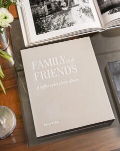 Album photo Family and Friends <br> PRINTWORKS