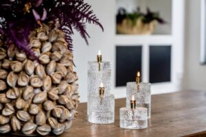 Lampe à huile cylindre martelée laiton <br> PERI LIVING